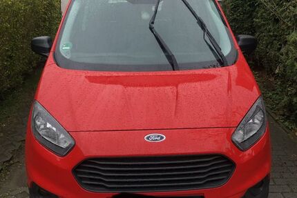 Ford Transit Courier 52.800 km 14.990 &euro; Berlin 13127