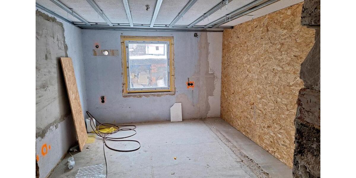 Mehrfamilienhaus, Wohnhaus Kaltennordheim - 10 Zimmer, 150 m&sup2;, 70.000&euro; | Angebot:26762399