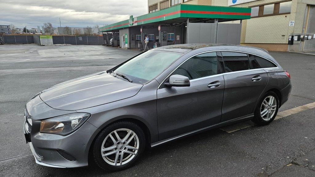 Mercedes-Benz CLA 200 Shooting Brake 178.000 km 15.499 &euro; Spardorf 91080