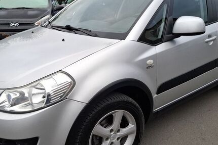 Suzuki SX4 110.000 km 4.990 &euro; Derenburg 38895