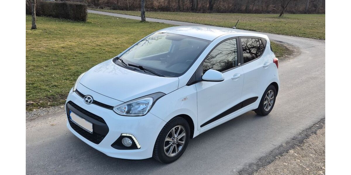 Hyundai i10 82.890 km 7.950 &euro; Altdorf 71155