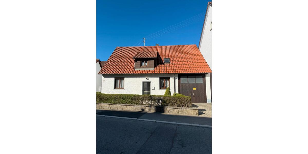 Einfamilienhaus Meßstetten - 5.5 Zimmer, 135 m&sup2;, 990&euro; | Angebot:26357980