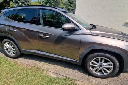 Hyundai TUCSON 65.000 km 20.299 &euro; Weinböhla 01689