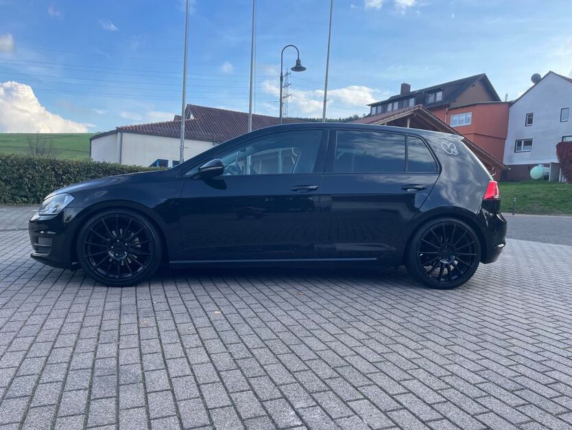 VW Golf 176.000 km 8.500 € Mossautal 64756