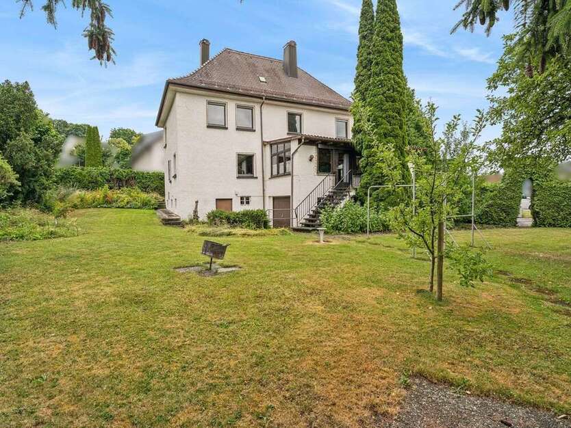 Haus zum Kaufen in Ochsenhausen 480.000 € 200 m²