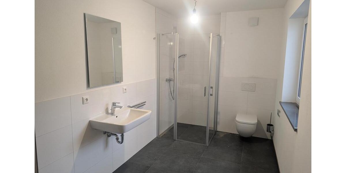 Etagenwohnung Straubing - 2 Zimmer, 73 m&sup2;, 870&euro; | Angebot:26134344