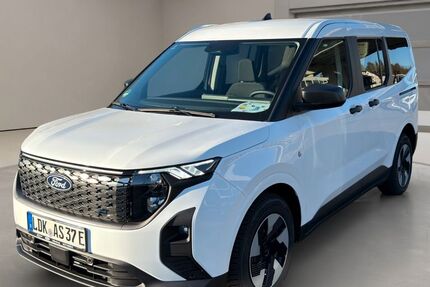 Ford Tourneo Courier 5.000 km 29.600 &euro; Dillenburg 35683