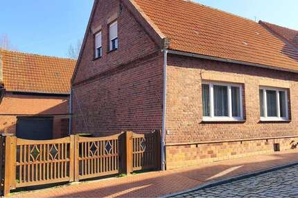 Haus Dömitz - 4 Zimmer, 120 m&sup2;, 100.000&euro; | Angebot:25935459