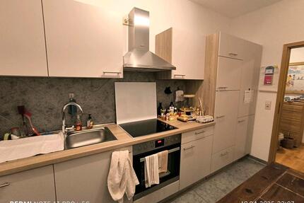 3 RaumWohnung mit kompletter Küche