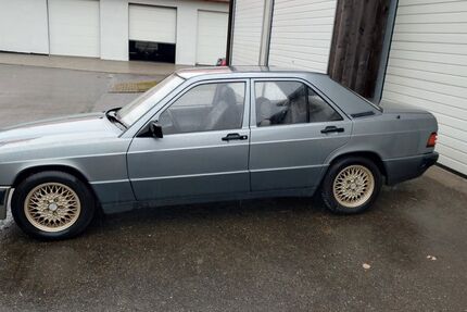 Mercedes-Benz 190 180.000 km 5.999 &euro; Gäufelden 71126