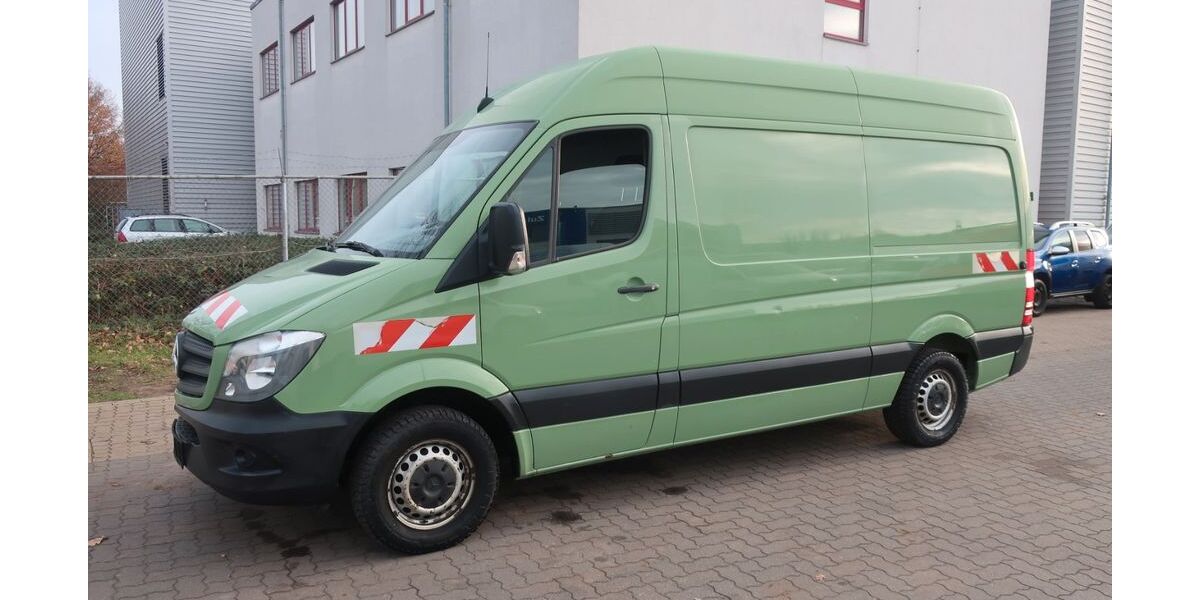 Mercedes-Benz Sprinter 234.307 km 10.600 &euro; Hannover 30179