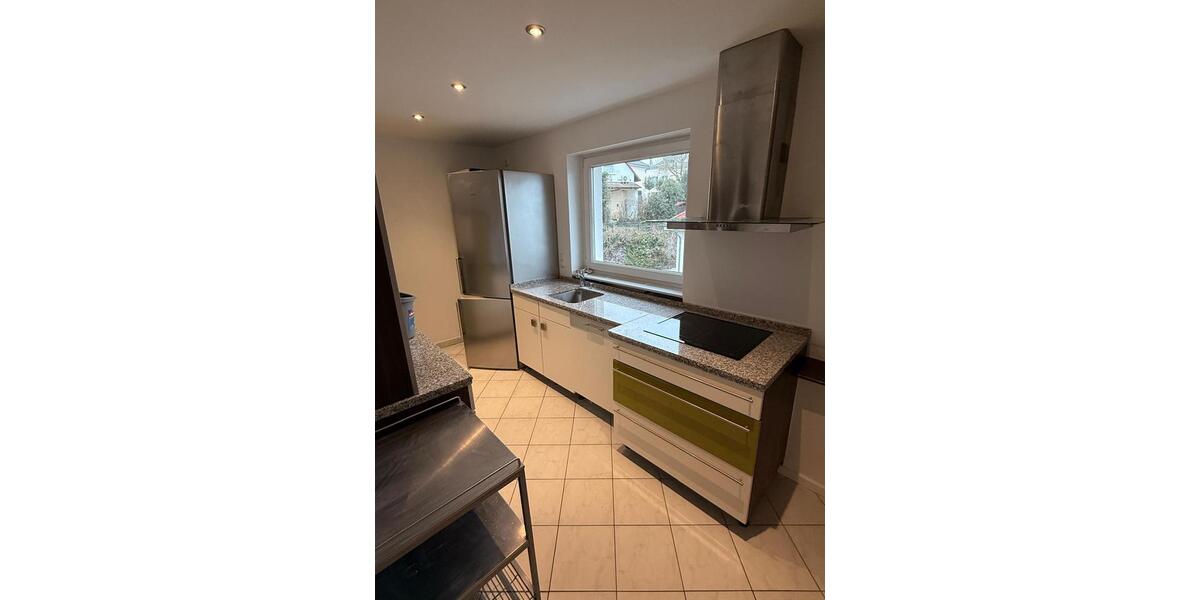 renovierte 3-Zimmer-Wohnung mit Balkon und EBK in Hofheim-Mitte 3 zimmer