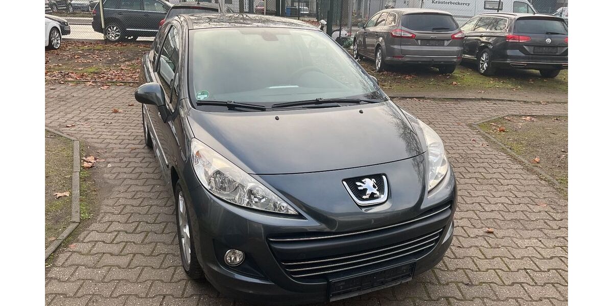 Peugeot 207 82.000 km 4.666 &euro; Berlin 13509