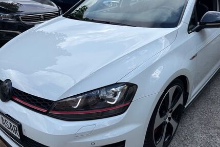 VW Golf 154.000 km 14.980 &euro; Fürth 90763