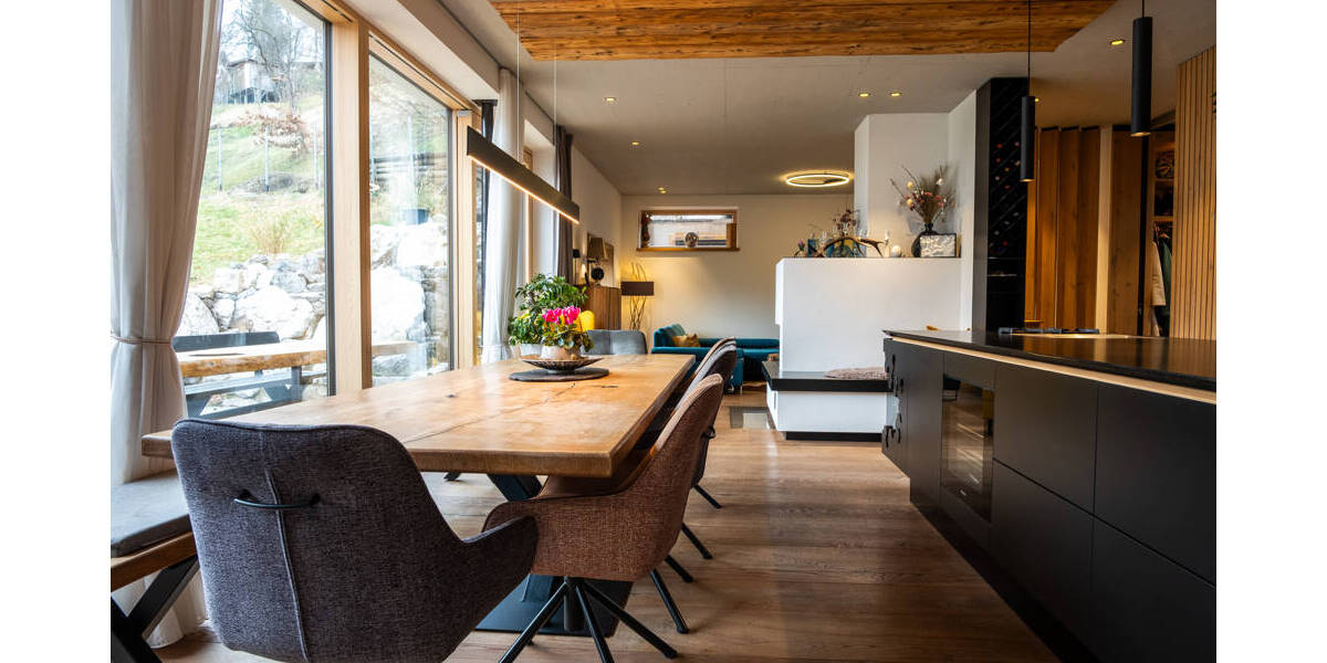 Einfamilienhaus Hausham - 5 Zimmer, 229 m&sup2;, 1.950.000&euro; | Angebot:26018448