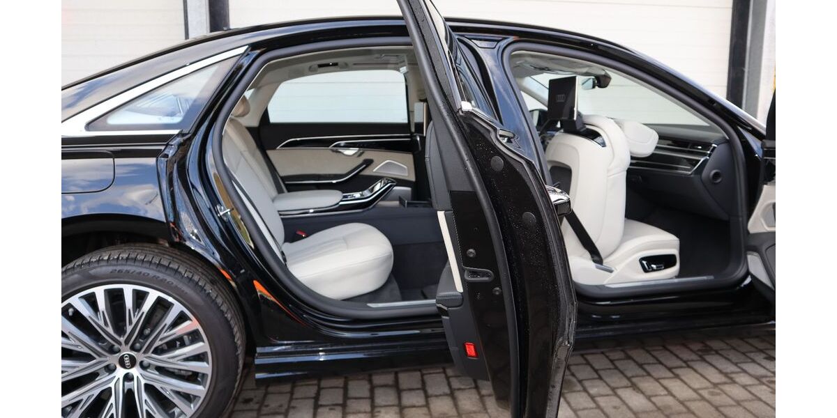 Audi A8 18.000 km 115.000 &euro; Passau 94034