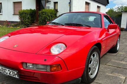 Porsche 928 223.000 km 38.900 &euro; Dortmund 44369
