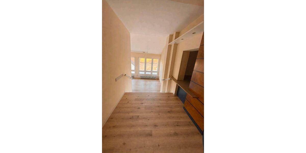 Gewerbeobjekt Bad Bergzabern - 6 Zimmer, 8 m&sup2;, 1.180&euro; | Angebot:24565120