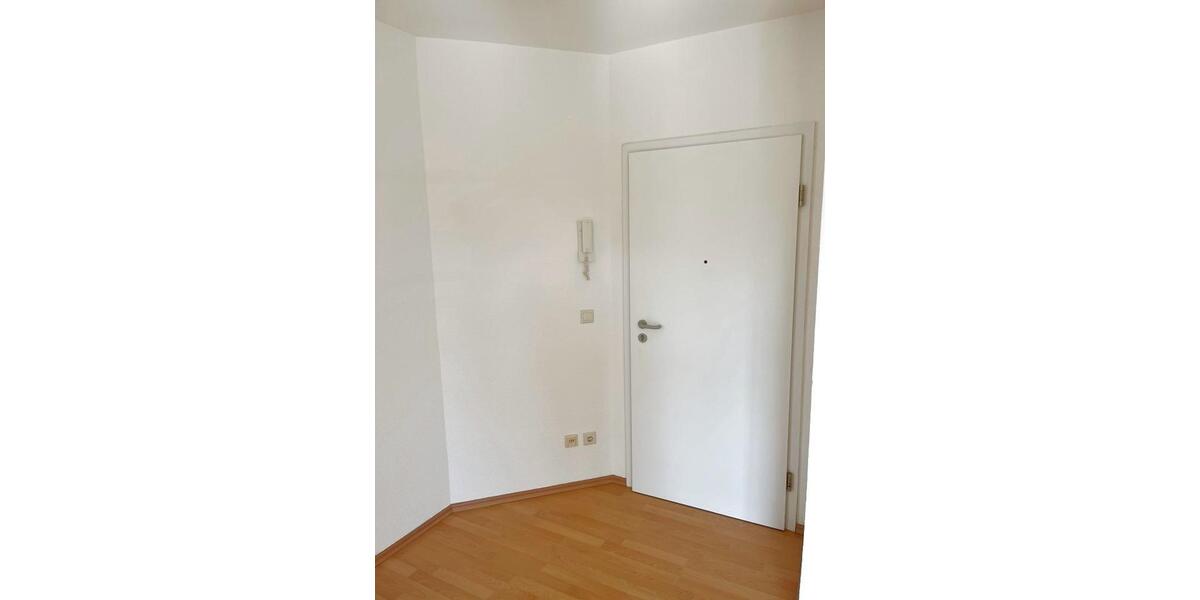 Etagenwohnung Löbau - 1 Zimmer, 32 m&sup2;, 460&euro; | Angebot:26662904