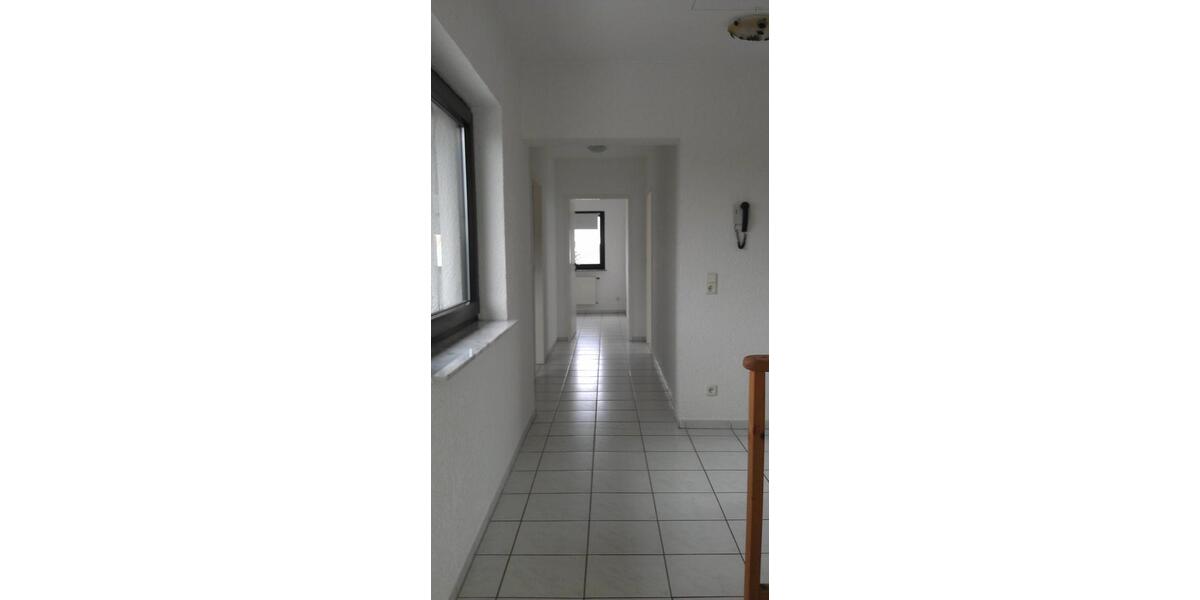 Dachgeschoßwohnung Pfungstadt - 3 Zimmer, 91 m&sup2;, 1.100&euro; | Angebot:25648794