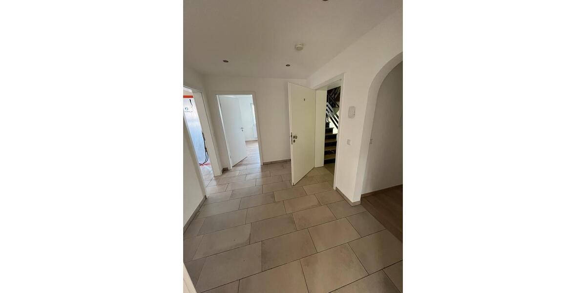 Terrassenwohnung Ramstein-Miesenbach Miesenbach - 4 Zimmer, 115 m&sup2;, 1.520&euro; | Angebot:26237355