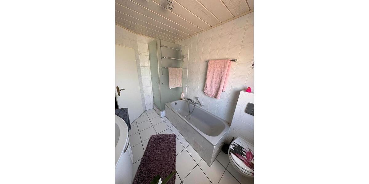 Dachgeschoßwohnung Germersheim - 3 Zimmer, 78 m&sup2;, 225.000&euro; | Angebot:27446800
