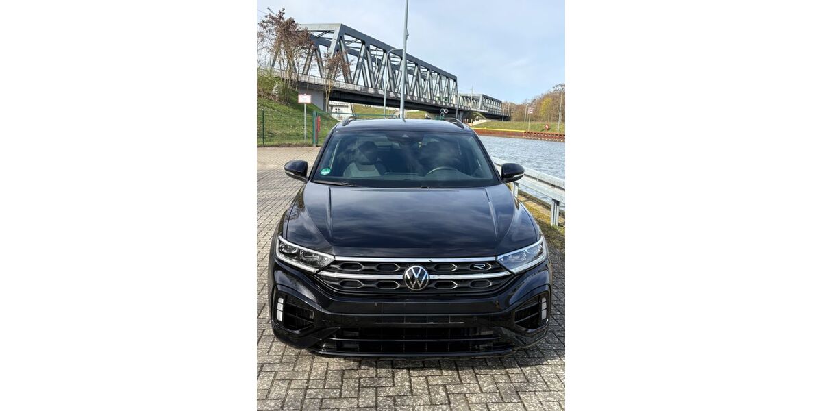 VW T-Roc 8.800 km 36.850 &euro; Wolfsburg 38442
