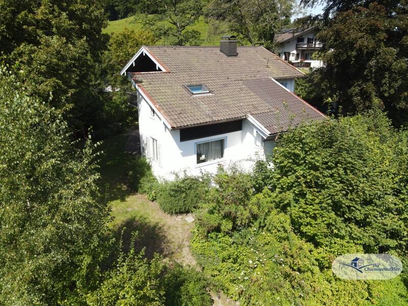 Traumhaftes Grundstück mit Altbestand und unverbaubarem Bergblick