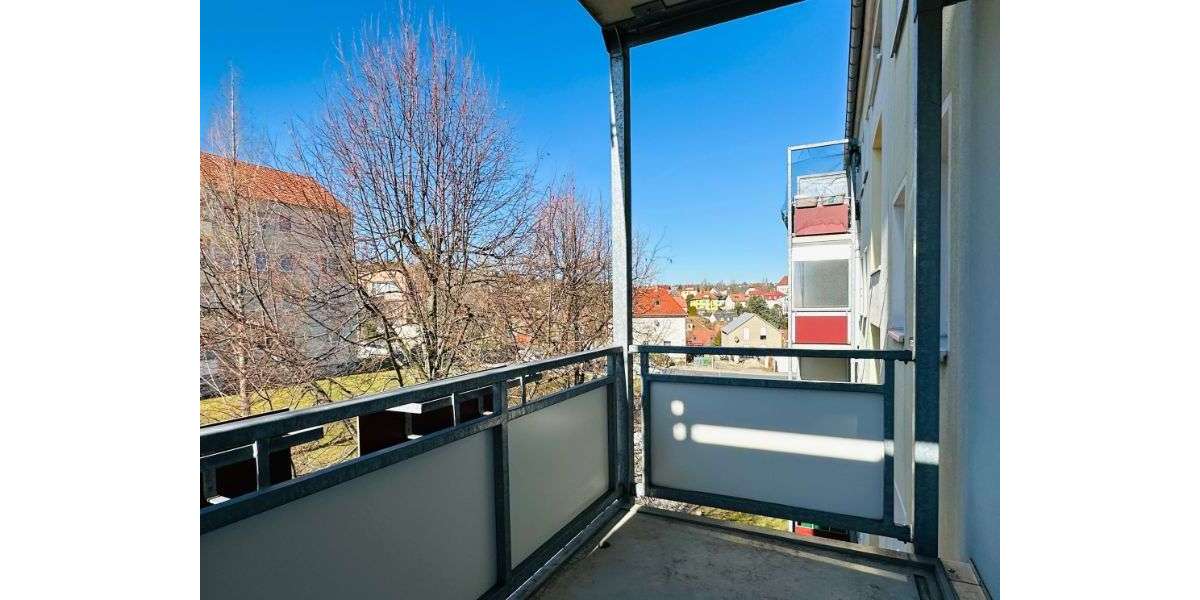 Etagenwohnung Freital Döhlen - 2 Zimmer, 50 m&sup2;, 318&euro; | Angebot:25572036