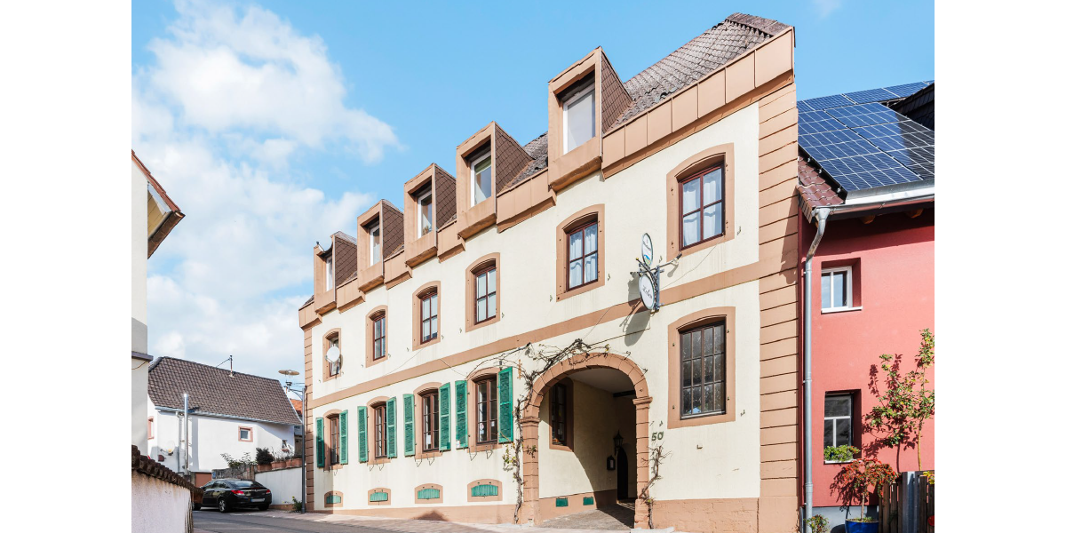 Haus zum Kaufen in Landau in der Pfalz 566.000 € 198 m² 6 zimmer