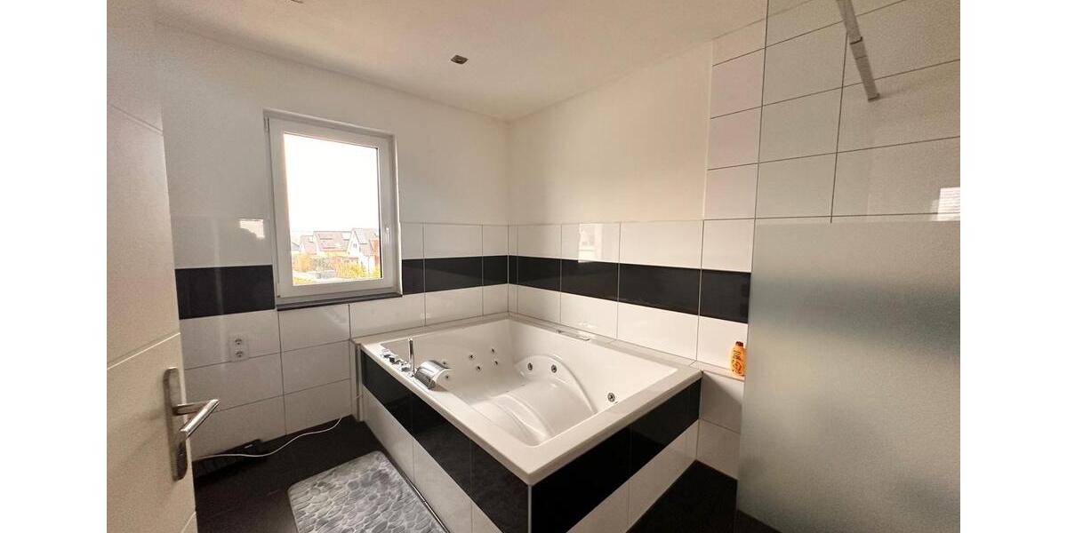 Einfamilienhaus Gudensberg - 4 Zimmer, 181 m&sup2;, 1.800&euro; | Angebot:25024999