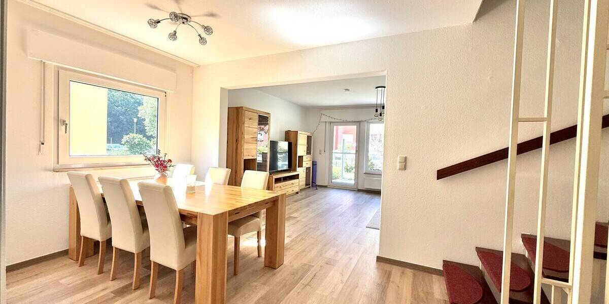 Reihenendhaus Burglengenfed Mühlberg - 4 Zimmer, 135 m&sup2;, 1.090&euro; | Angebot:26798746