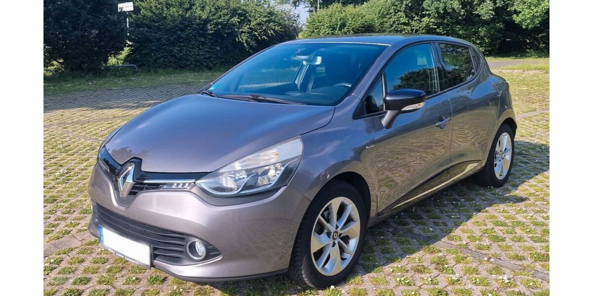 Renault Clio 123.800 km 4.800 &euro; Moers 47447
