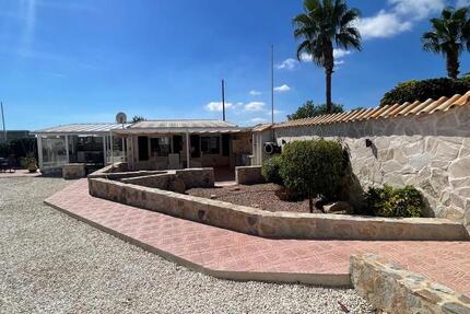 Haus Brilon - 2 Zimmer, 70 m&sup2;, 850&euro; | Angebot:27615643