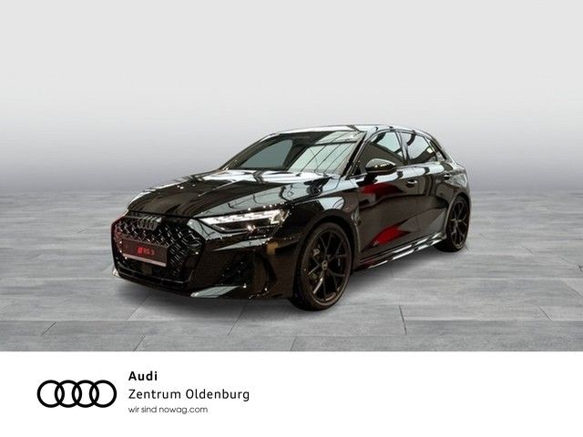 Audi RS3 1.999 km 67.999 &euro; Oldenburg 26135