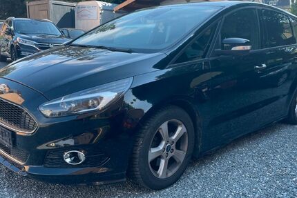 Ford S-Max 61.000 km 10.900 &euro; Chemnitz 09114