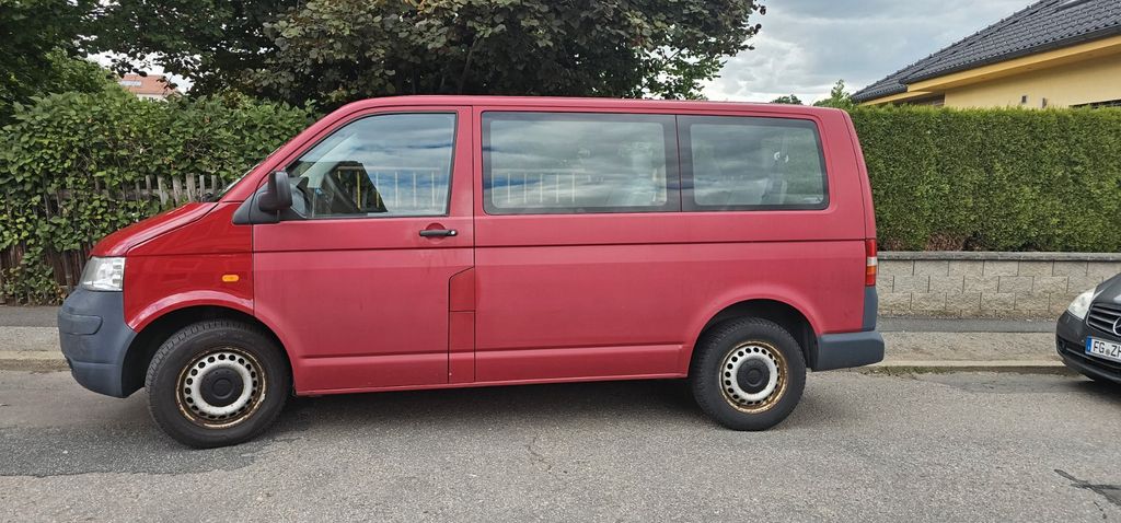 VW T5 Transporter 341.000 km 5.900 &euro; Freiberg 09599