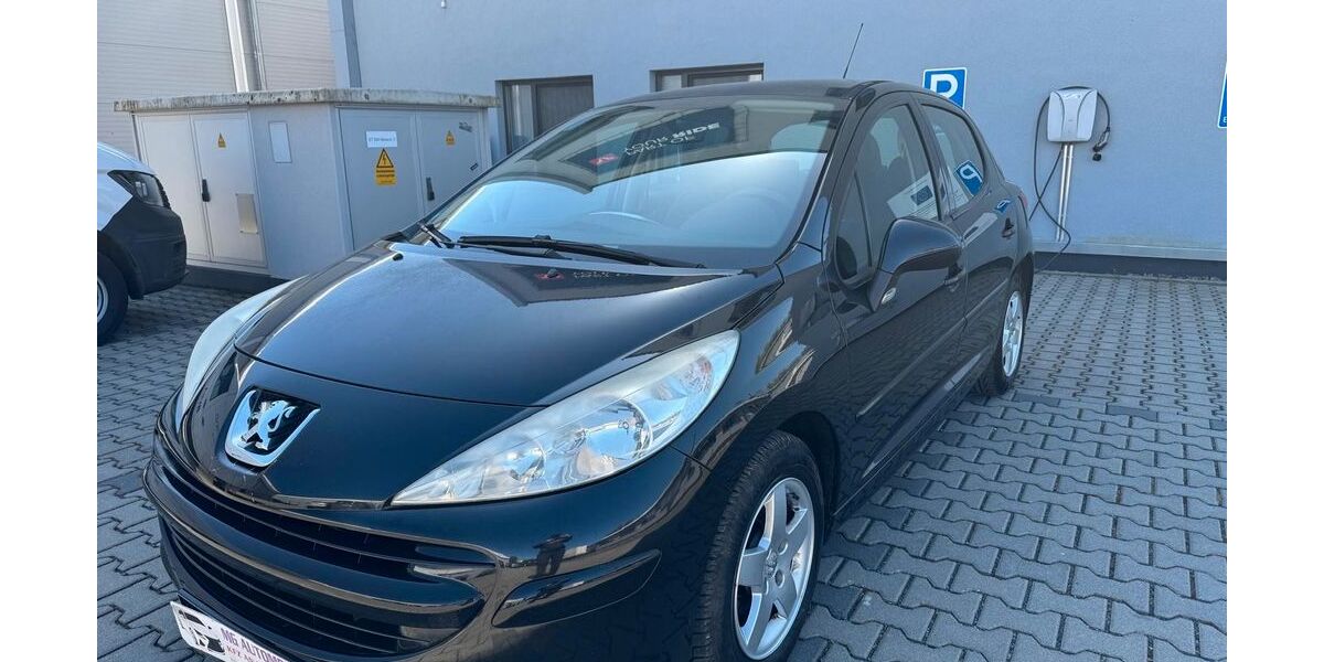 Peugeot 207 117.000 km 2.950 &euro; Rauschenberg 35282