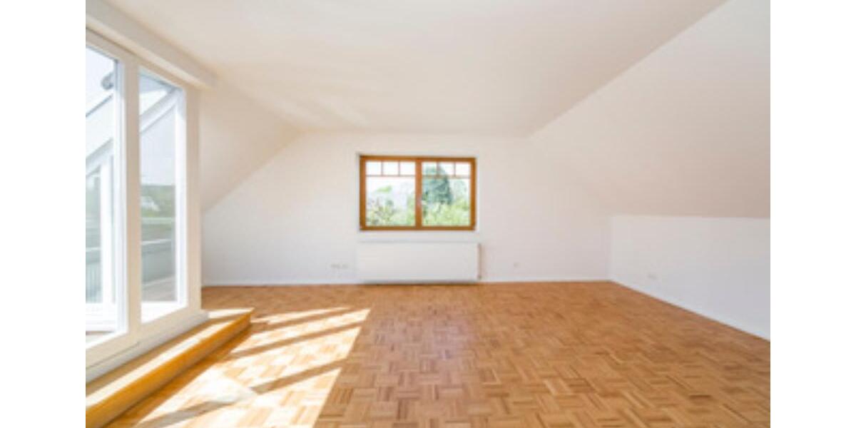 Dachgeschoßwohnung Bargteheide - 3 Zimmer, 82 m&sup2;, 1.200&euro; | Angebot:24840113
