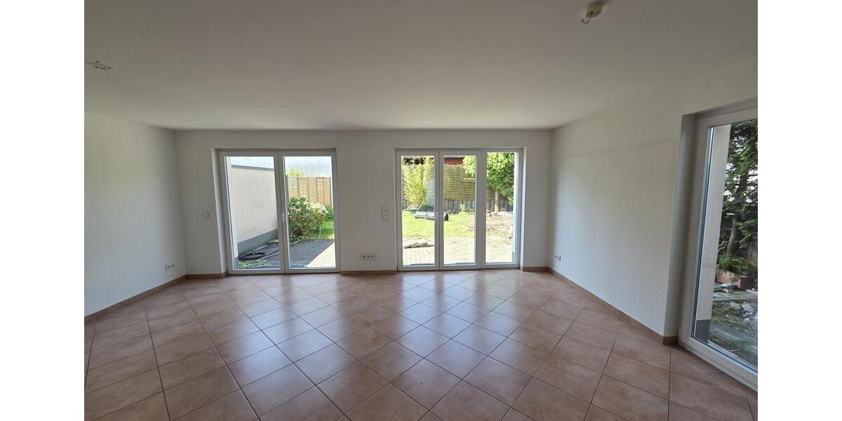Doppelhaushälfte Dortmund Hombruch - 5 Zimmer, 160 m&sup2;, 1.800&euro; | Angebot:26251464