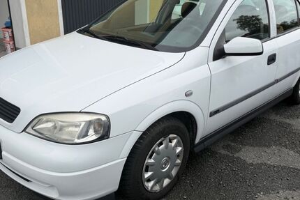 Opel Astra 81.000 km 1.799 &euro; Bayreuth 95447