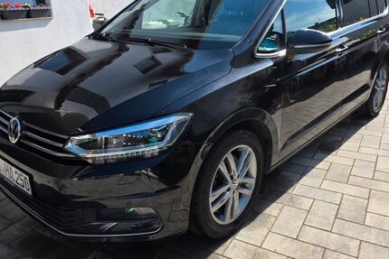 VW Touran 140.000 km 19.000 &euro; Alzey 55232