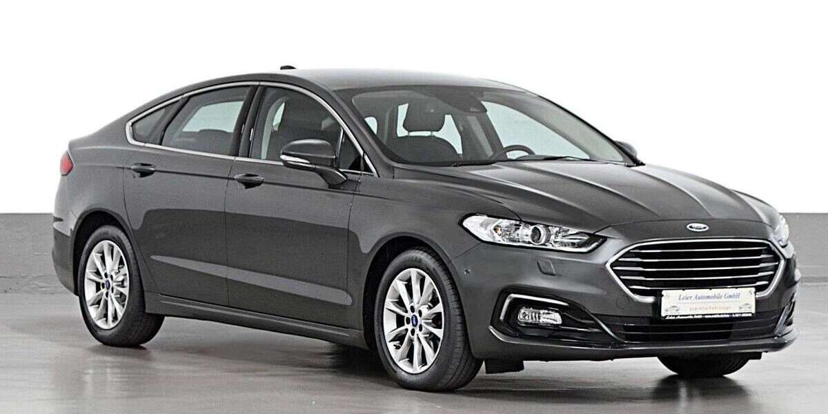 Ford Mondeo 81.176 km 17.490 € Düsseldorf 40597