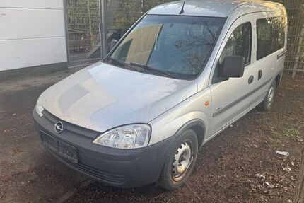 Opel Combo 225.000 km 1.450 &euro; München 81543