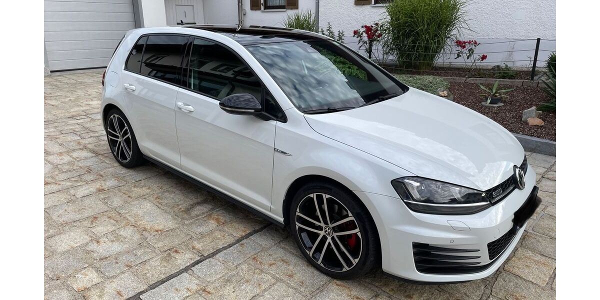 VW Golf 209.500 km 11.750 &euro; Neureichenau 94089