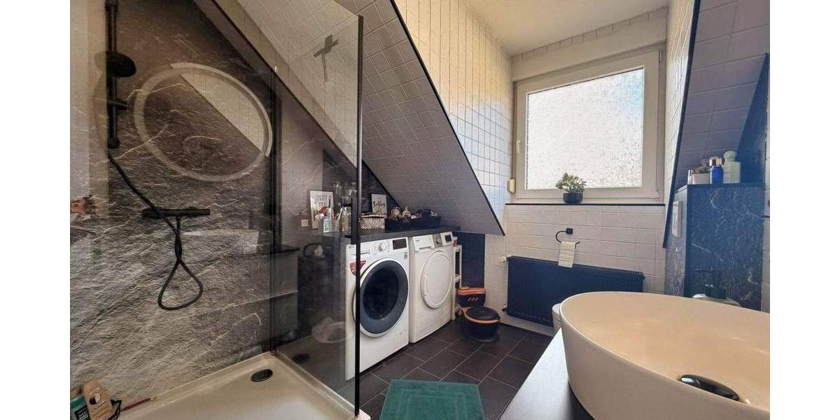 Etagenwohnung Ahnatal Weimar - 3 Zimmer, 82 m&sup2;, 209.000&euro; | Angebot:25909254
