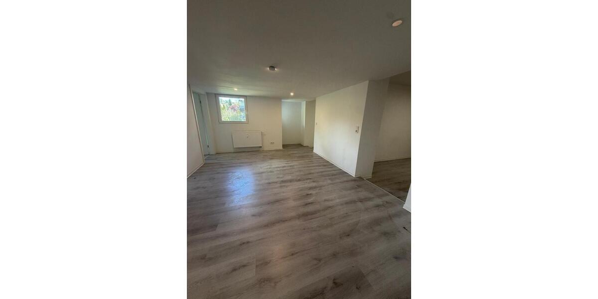 Erdgeschoßwohnung Saarbrücken Brebach-Fechingen - 3 Zimmer, 77 m&sup2;, 500&euro; | Angebot:24658518
