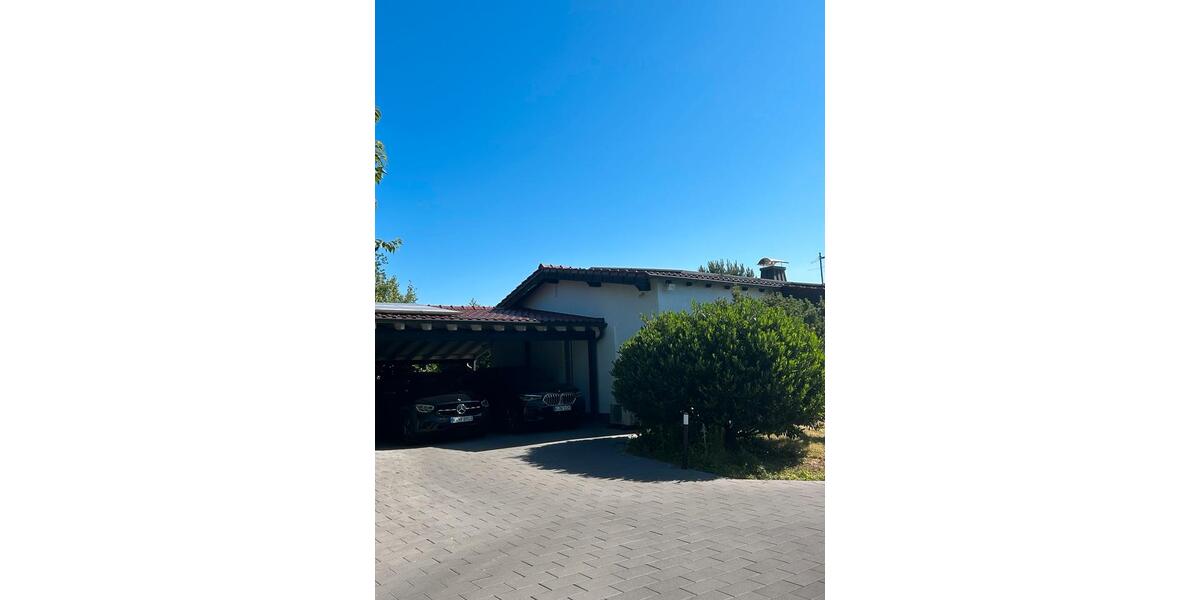 Villa Bergisch Gladbach Gronau - 4 Zimmer, 260 m&sup2;, 3.500&euro; | Angebot:24567833