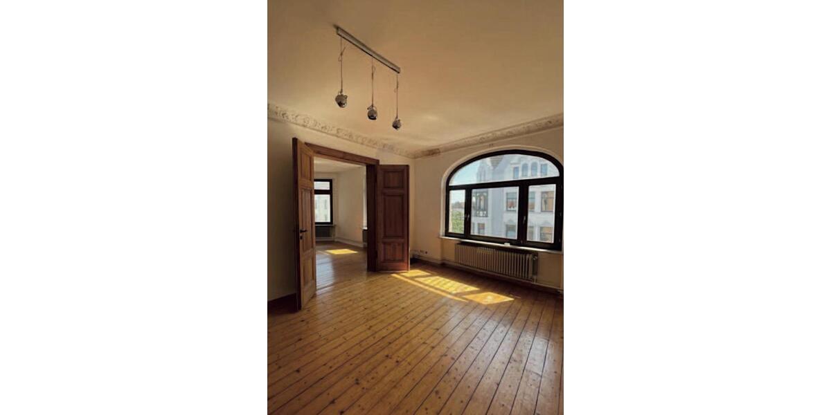 Etagenwohnung Braunschweig Lehndorf-Watenbüttel - 5 Zimmer, 110 m&sup2;, 1.950&euro; | Angebot:24950696