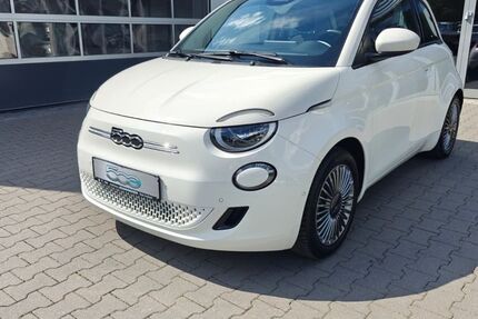 Fiat 500e 34.900 km 22.250 &euro; Bad Arolsen 34454